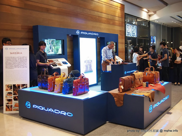 PIQUADRO頂級皮革(誠品信義)：【生活】帥氣紮實的皮件作工! 義大利工匠手工縫製實演 @ 台北信義-誠品信義旗艦店-PIQUADRO頂級皮革