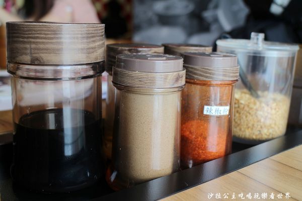 梅光軒拉麵(板橋店):板橋超人氣排隊拉麵『梅光軒』日式拉麵/捷運府中站