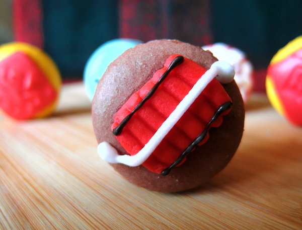 天鵝脖子街(台中逢甲):宅配試吃 ❤ 天鵝脖子街迎春馬卡龍禮盒