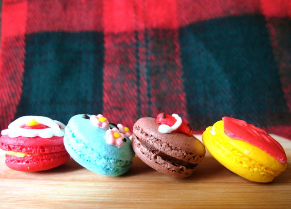 天鵝脖子街(台中逢甲):宅配試吃 ❤ 天鵝脖子街迎春馬卡龍禮盒