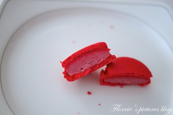 杜樂麗花園 TUILERIES 巧克力/甜點沙龍(SOGO復興館)：邀約~Tuileries杜樂麗花園 巧克力/甜點沙龍~鹹口味馬卡龍，你吃過了嗎？