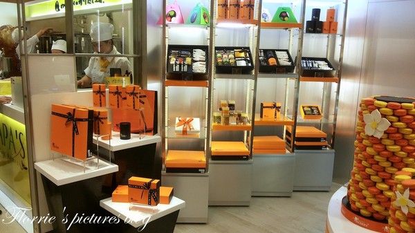 杜樂麗花園 TUILERIES 巧克力/甜點沙龍(SOGO復興館):邀約~Tuileries杜樂麗花園 巧克力/甜點沙龍~闊別已久,終於等到Tuileries北上設櫃了!