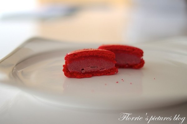 杜樂麗花園 TUILERIES 巧克力/甜點沙龍(SOGO復興館)：邀約~Tuileries杜樂麗花園 巧克力/甜點沙龍~鹹口味馬卡龍，你吃過了嗎？