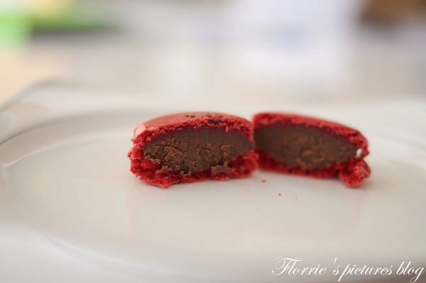 杜樂麗花園 TUILERIES 巧克力/甜點沙龍(SOGO復興館)：邀約~Tuileries杜樂麗花園 巧克力/甜點沙龍~鹹口味馬卡龍，你吃過了嗎？