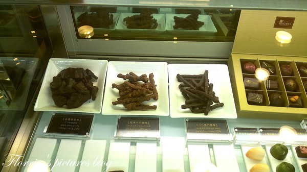 杜樂麗花園 TUILERIES 巧克力/甜點沙龍(SOGO復興館):邀約~Tuileries杜樂麗花園 巧克力/甜點沙龍~闊別已久,終於等到Tuileries北上設櫃了!