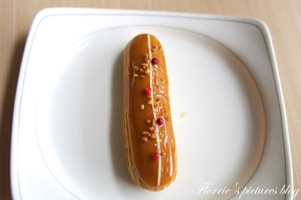 杜樂麗花園 TUILERIES 巧克力/甜點沙龍(SOGO復興館)：邀約~Tuileries杜樂麗花園 巧克力/甜點沙龍~巴黎華麗閃電泡芙，美的讓人捨不得吃掉