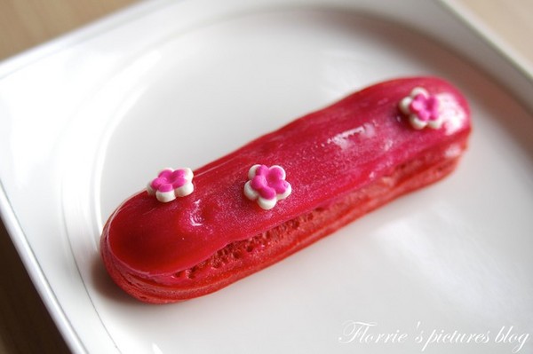 杜樂麗花園 TUILERIES 巧克力/甜點沙龍(SOGO復興館)：邀約~Tuileries杜樂麗花園 巧克力/甜點沙龍~巴黎華麗閃電泡芙，美的讓人捨不得吃掉