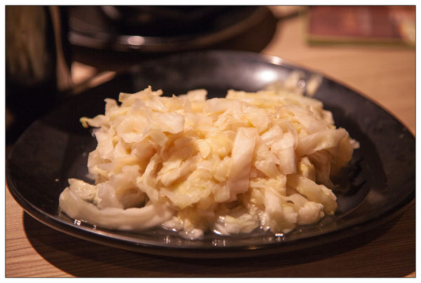 新勵進酸菜白肉鍋