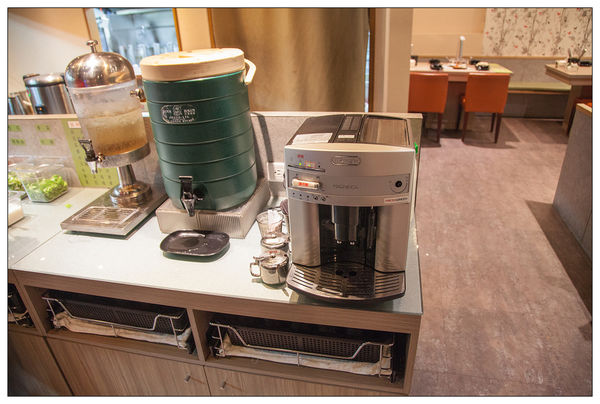 新勵進酸菜白肉鍋