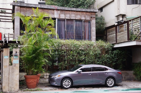 The Villa Herbs restaurant(樂利店):(胖樺食記) 台北市大安區The Villa Herbs restaurant / 樂利店。燈光美氣氛佳的城市清流。