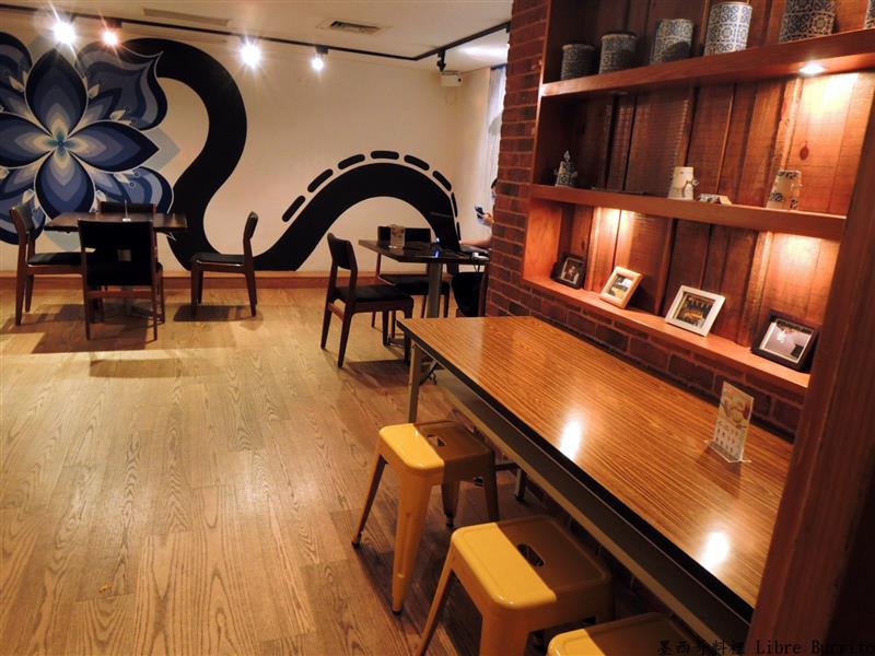 Libre BurritoDSCN8621.jpg