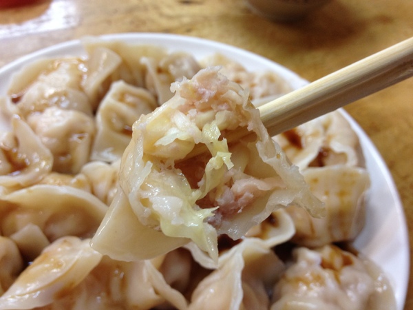 868大水餃專賣店:桃園●中壢-868大水餃專賣店~皮薄餡多之大~大~大~水餃~!!!學生最愛的平價美食~=)