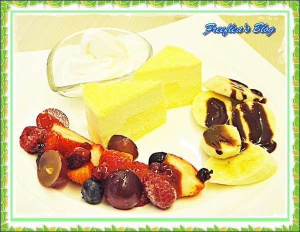 KONAYUKI 粉雪 北海道 Style Cafe:✜ 來自日本北海道滴新開幕幸福精緻甜點店 - 「Konayuki粉雪 北海道 Style Cafe」♪♫ ♩♬ ♥~…