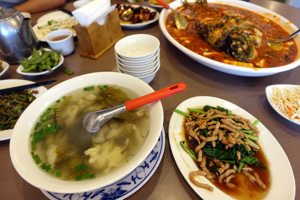 老郭川菜:(胖樺食記)台北東門捷運站美食「老郭川菜」/招牌豆瓣鯉魚/麗水街/永康街