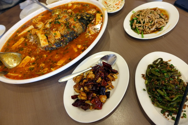 老郭川菜:(胖樺食記)台北東門捷運站美食「老郭川菜」/招牌豆瓣鯉魚/麗水街/永康街