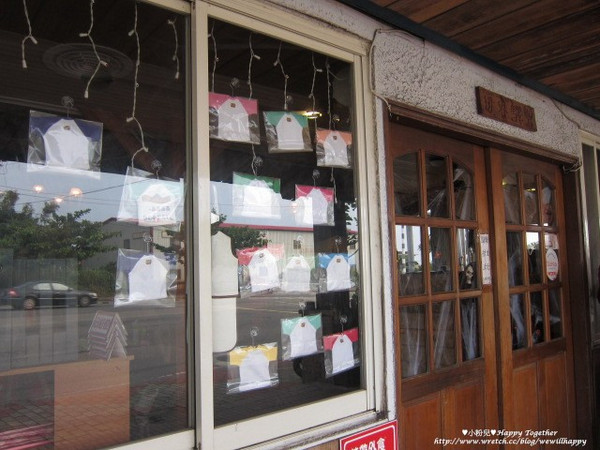 Frank's Texas BBQ邊界驛站:├食記┤哇~比臉蛋大的牛排光看就飽了!果然名不虛傳in邊界驛站