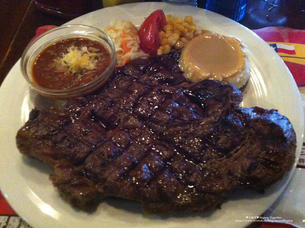 Frank's Texas BBQ邊界驛站:├食記┤哇~比臉蛋大的牛排光看就飽了!果然名不虛傳in邊界驛站