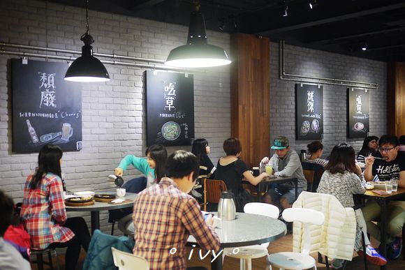 新橋 22 kitchen 炭烤廚房：【新竹美食】新橋 22Kitchen炭烤廚房