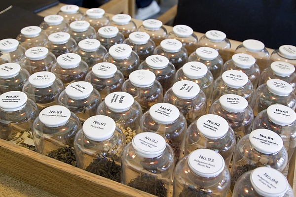 Smith & Hsu阪急店-19