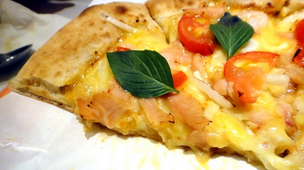 朵那披薩 Dona Pizza：【口碑卷45】燈光美氣氛佳超優質餐點！朵那披薩Dona Pizza！