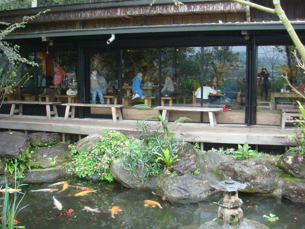 月廬餐廳：花蓮月廬(鳳凰梅園)