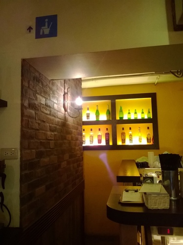 Apple Diner：清爽蛋捲&蘋果漢堡~免服務費的好店一家!Apple Diner