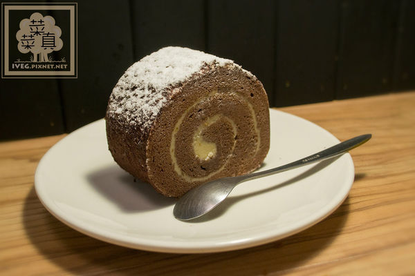 甜點。烏龍茶蛋糕捲