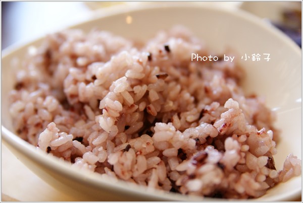 阿之寶瘋茶館：漫活花蓮「阿之寶瘋茶館」在地美食、尋寶、瘋手創