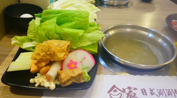 合家日式涮涮鍋:【台北.捷運新莊站】合家涮涮鍋-『CP值超高,超平價海鮮上桌囉!』