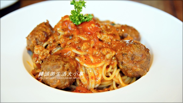 1967 Bistro & Café Pizza Cut Five：【食記/台北市】 1967 Bistro & Café Pizza Cut Five