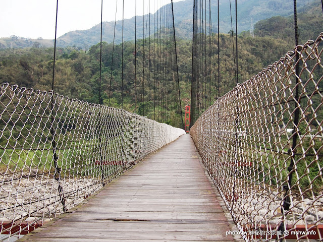  【食記】想吃好吃的冰嗎?得先跨越心理障礙= = 北台灣最長吊橋旁的小確幸! @ 新竹尖石 北角24法式冰淇淋專賣店