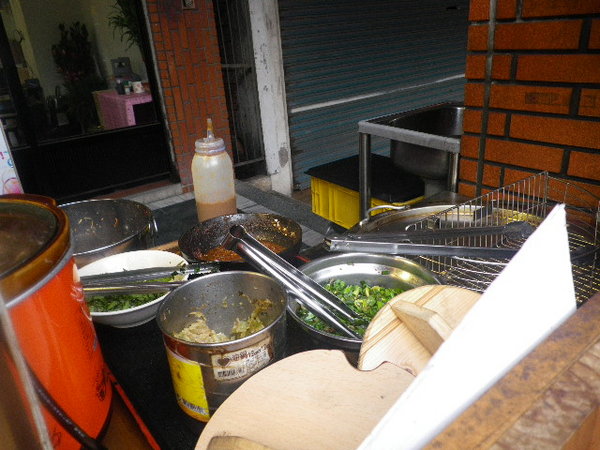 多吃點： 團購卷28-[多吃點] ˙這不算好吃  甚麼才算好吃