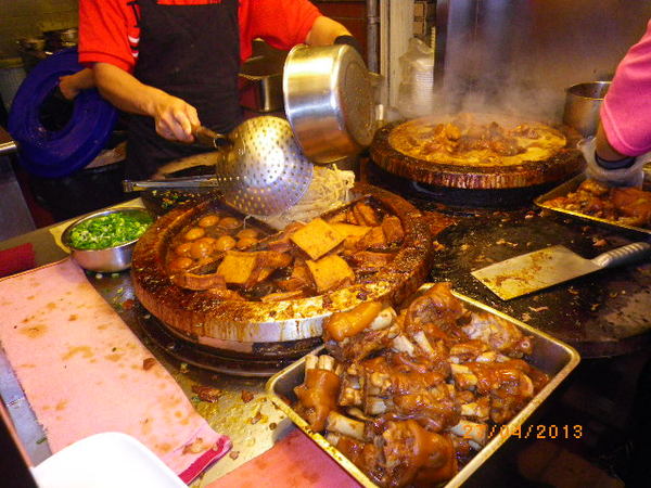 壹等品『霸王豬腳』:壹等品『霸王豬腳』˙服務有待加強