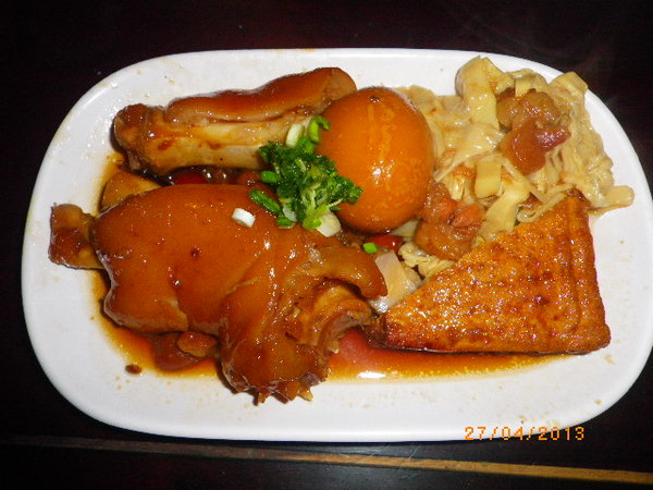 壹等品『霸王豬腳』:壹等品『霸王豬腳』˙服務有待加強