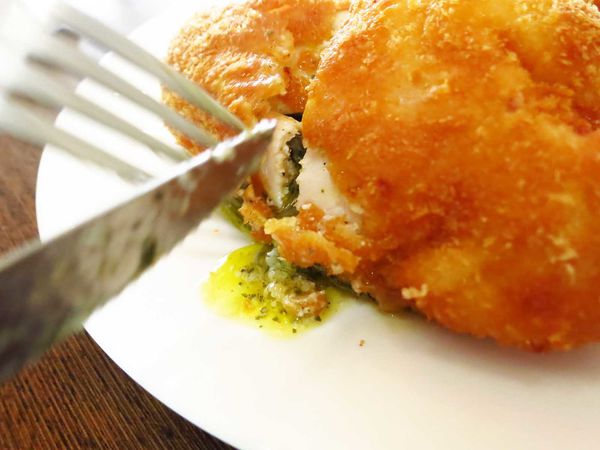 【桃園餐廳】李西餐廳caf'e de M&L-無招牌低調的爆漿炸雞