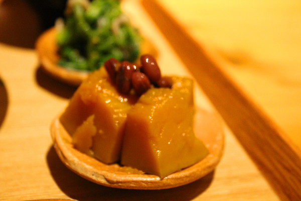 旭屋牛丼專賣：[台南]滿滿牛肉+蔥花=100分牛丼。限量美味 旭屋