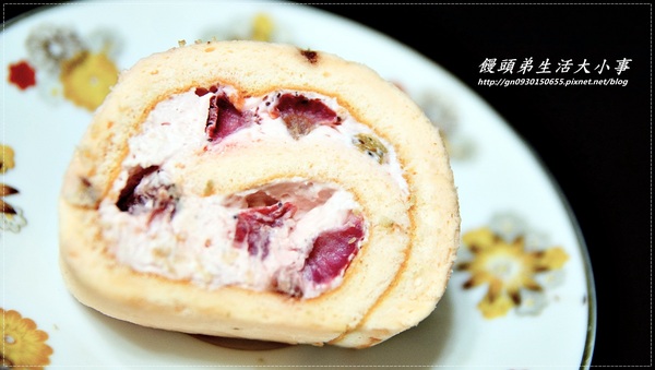 小山甜點市集:【小山甜點市集】客製化捲彌月蛋糕♪♪七彩瑞士捲♪♪