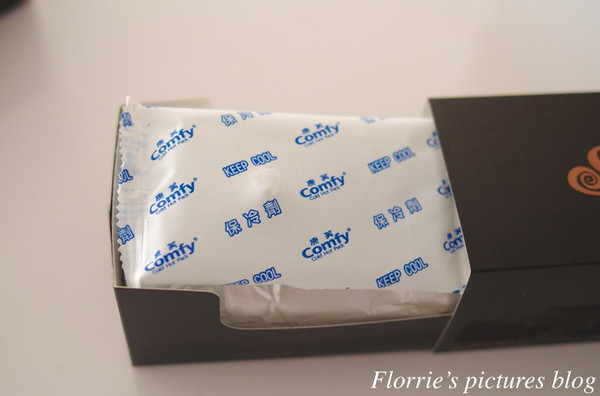 小山甜點市集:台北大同區美食~小山甜點市集 瑞士捲~香濃卻又不甜膩的純巧克力瑞士捲