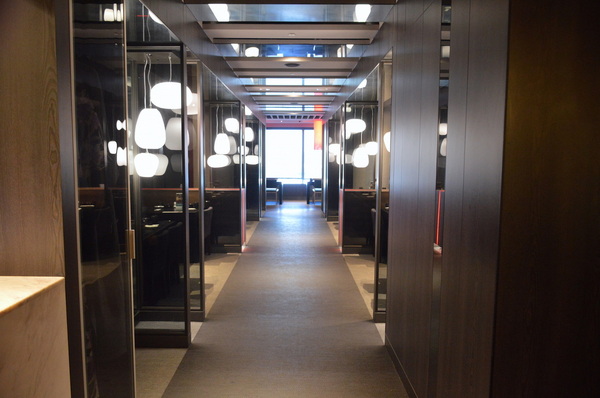 ikki藝奇新日本料理(板橋麗寶店):W小姐旅行畫報/ 新北|食記 藝奇新日本料理-板橋麗寶店 秋天吃蟹好著時 店鋪限定 秋季名物賞X強肴升級X當旬秋蟹