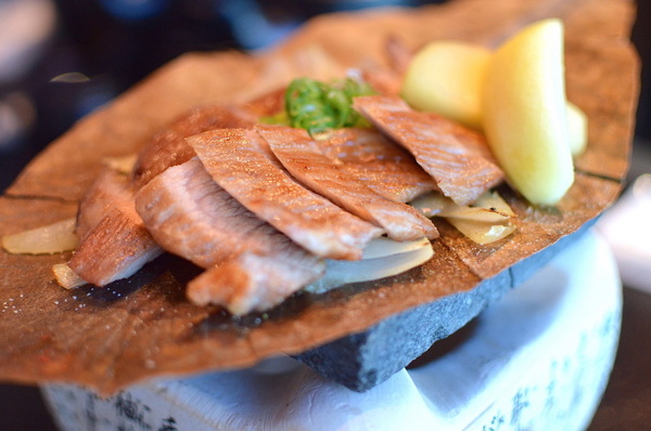 ikki藝奇新日本料理(板橋麗寶店):W小姐旅行畫報/ 新北|食記 藝奇新日本料理-板橋麗寶店 秋天吃蟹好著時 店鋪限定 秋季名物賞X強肴升級X當旬秋蟹