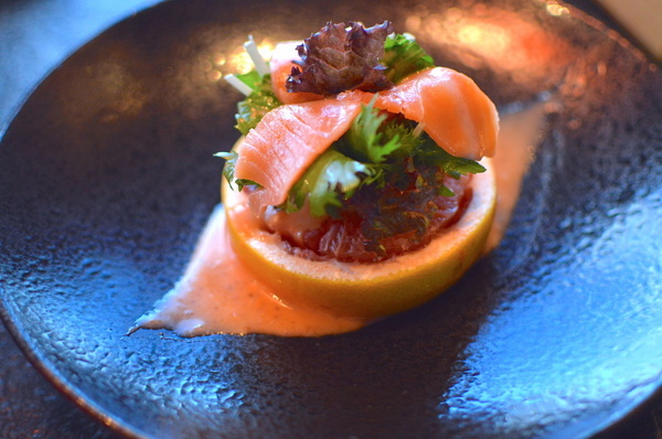 ikki藝奇新日本料理(板橋麗寶店):W小姐旅行畫報/ 新北|食記 藝奇新日本料理-板橋麗寶店 秋天吃蟹好著時 店鋪限定 秋季名物賞X強肴升級X當旬秋蟹