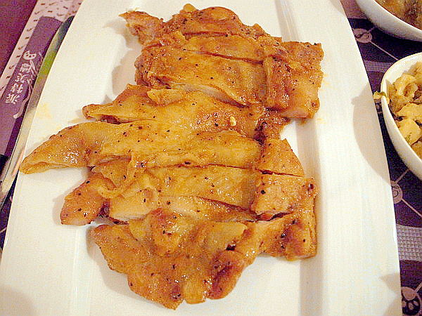 派特芙德寵物餐廳：【團購券】寵物專屬餐廳～想和毛小孩一起用餐嗎？那就來「派特芙德」吧！