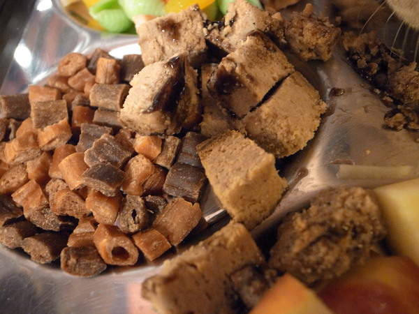 派特芙德寵物餐廳：【團購券】寵物專屬餐廳～想和毛小孩一起用餐嗎？那就來「派特芙德」吧！