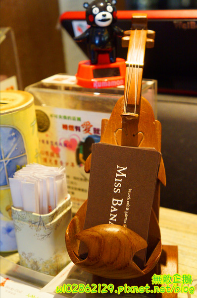 MissBanana巴娜娜的早午茶趣:【台南-中西區】小巷裡的春天...巧遇可愛歪國人...薄餅/免服務費《MissBanana巴娜娜的早午茶趣》