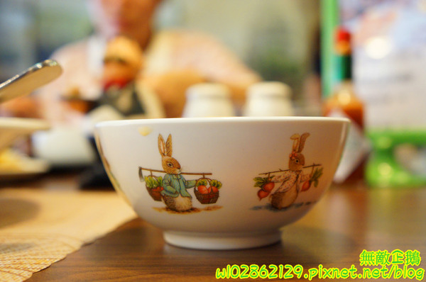 MissBanana巴娜娜的早午茶趣:【台南-中西區】小巷裡的春天...巧遇可愛歪國人...薄餅/免服務費《MissBanana巴娜娜的早午茶趣》