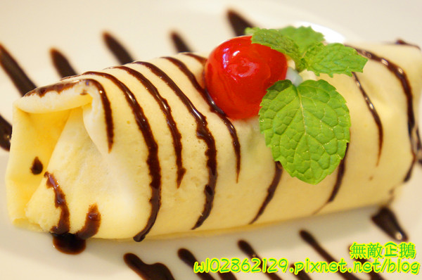 MissBanana巴娜娜的早午茶趣:【台南-中西區】小巷裡的春天...巧遇可愛歪國人...薄餅/免服務費《MissBanana巴娜娜的早午茶趣》