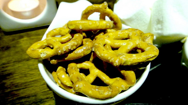 in Joy chocolate： 【口碑卷46】板橋車站裡的甜滋滋巧克力店！in Joy chocolate！