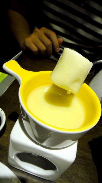 in Joy chocolate： 【口碑卷46】板橋車站裡的甜滋滋巧克力店！in Joy chocolate！