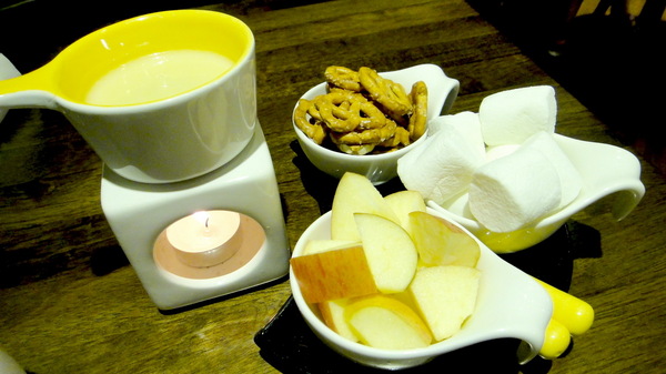 in Joy chocolate： 【口碑卷46】板橋車站裡的甜滋滋巧克力店！in Joy chocolate！