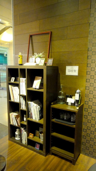 in Joy chocolate： 【口碑卷46】板橋車站裡的甜滋滋巧克力店！in Joy chocolate！